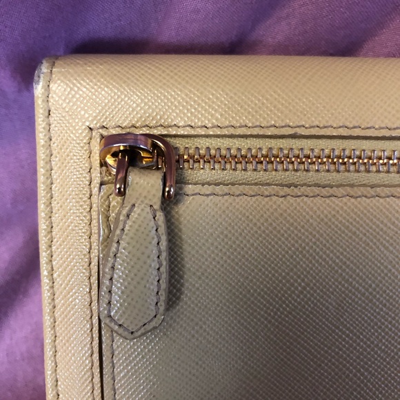 PRADA! Butter cream yellow with gold logo and trim Saffiano Leather Long Wallet - Picture 4 of 16